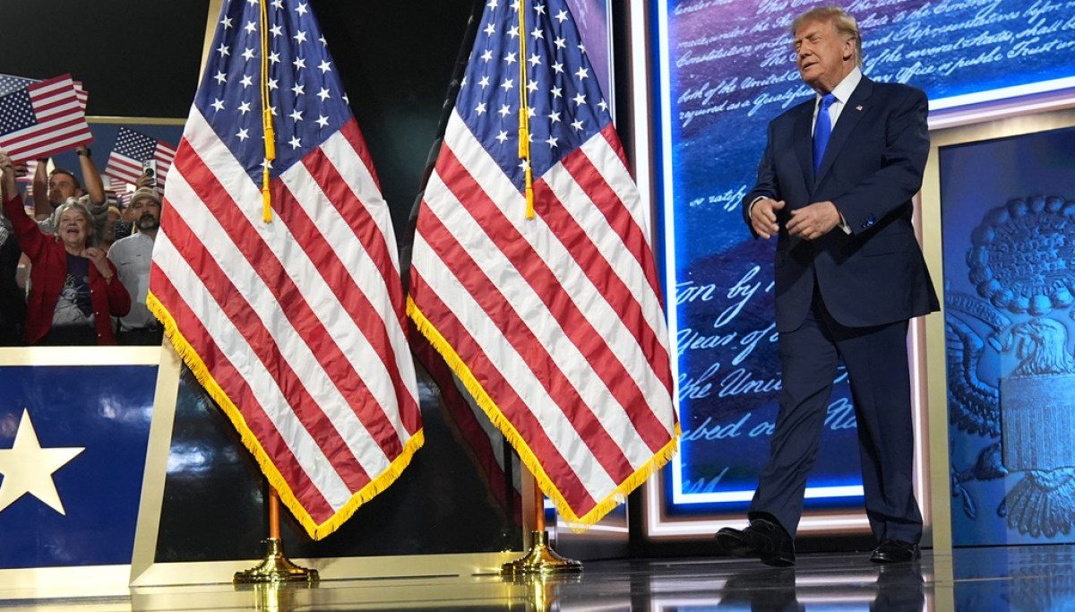 Trump lays out agenda if Republicans win midterm elections