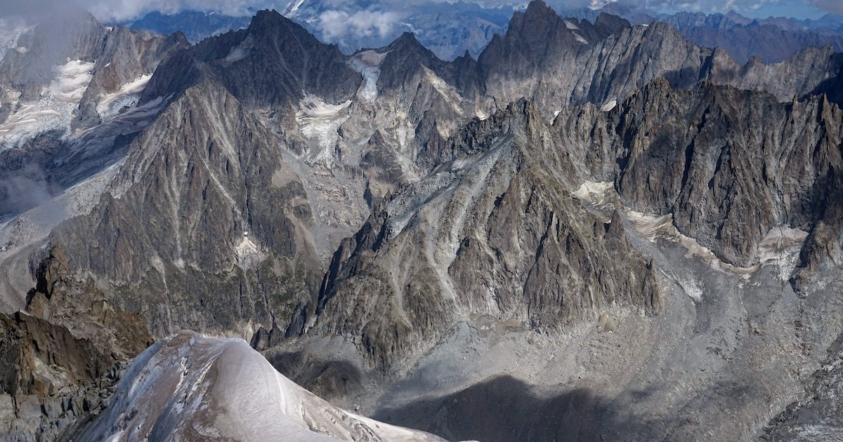 Drame dans le massif du Mont-Blanc: un alpiniste tchèque a perdu la vie dans le "couloir de la mort"