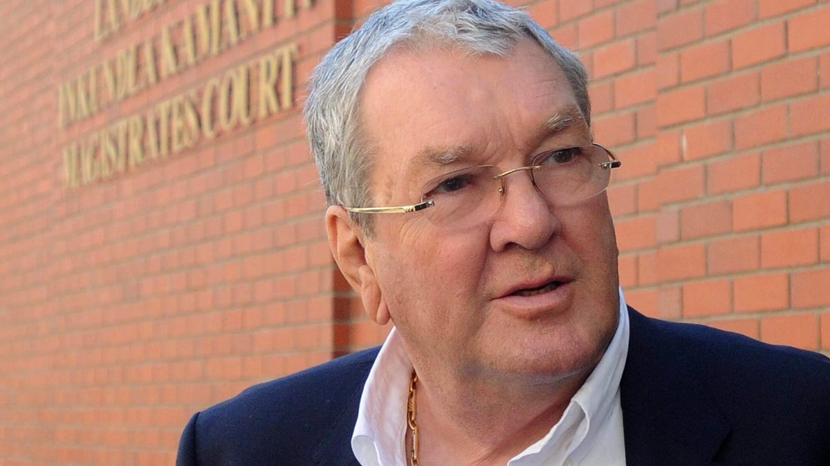 Voortvluchtige oorlogsmisdadiger Guus Kouwenhoven overleden in Zuid-Afrika: ’Met zijn wapens zijn hele dorpen uitgeroei…