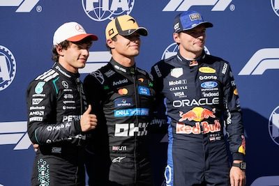 Max Verstappen komt net tekort in zenuwslopende kwalificatie, Lando Norris grijpt verrassend poleposition
