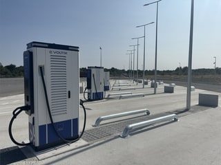 EXCLUSIF. 90 millions d’euros pour accélérer le déploiement de stations de recharge pour les poids lourds électriques