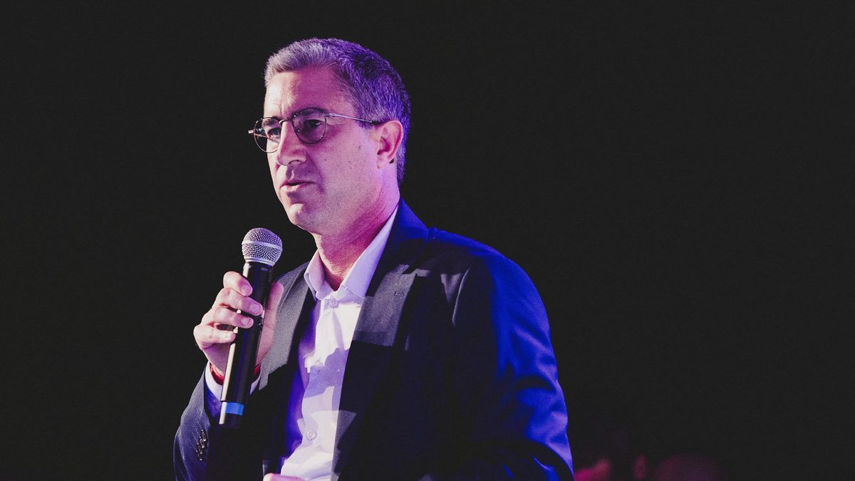 DIRECT. Présidentielle 2027: François Ruffin et Raphaël Glucksmann s'écharpent sur la primaire de la gauche