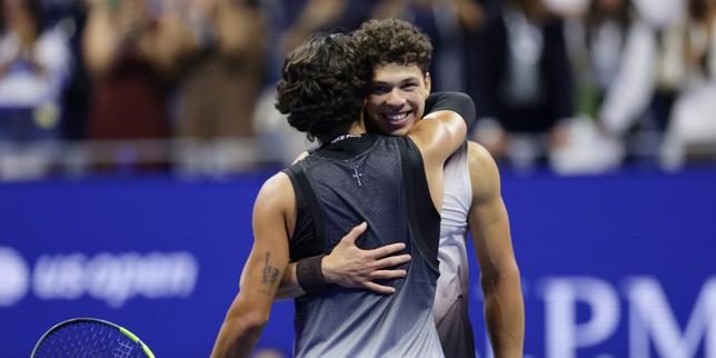 US Open : Carlos Alcaraz, tenant du titre, éliminé par Ben Shelton au terme d’un match renversant