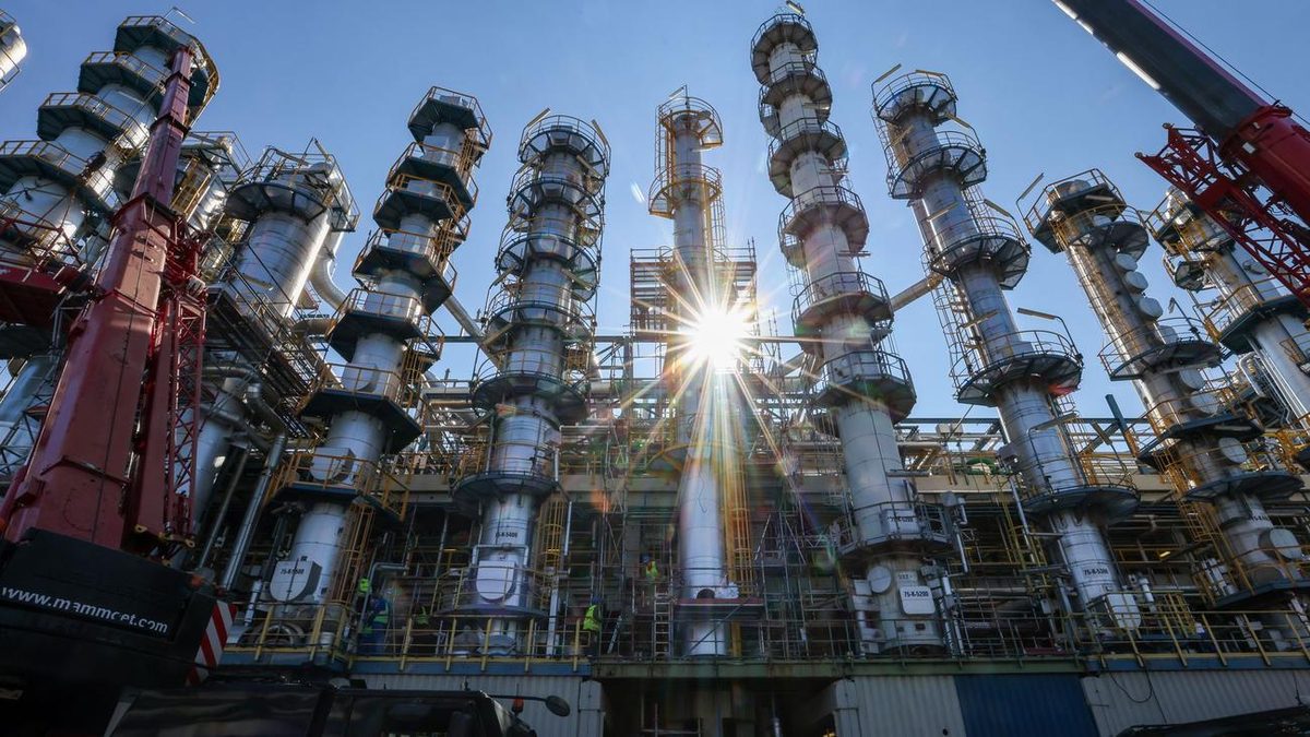 Wissenschaft: Forschende beraten über Zukunft der Chemieindustrie