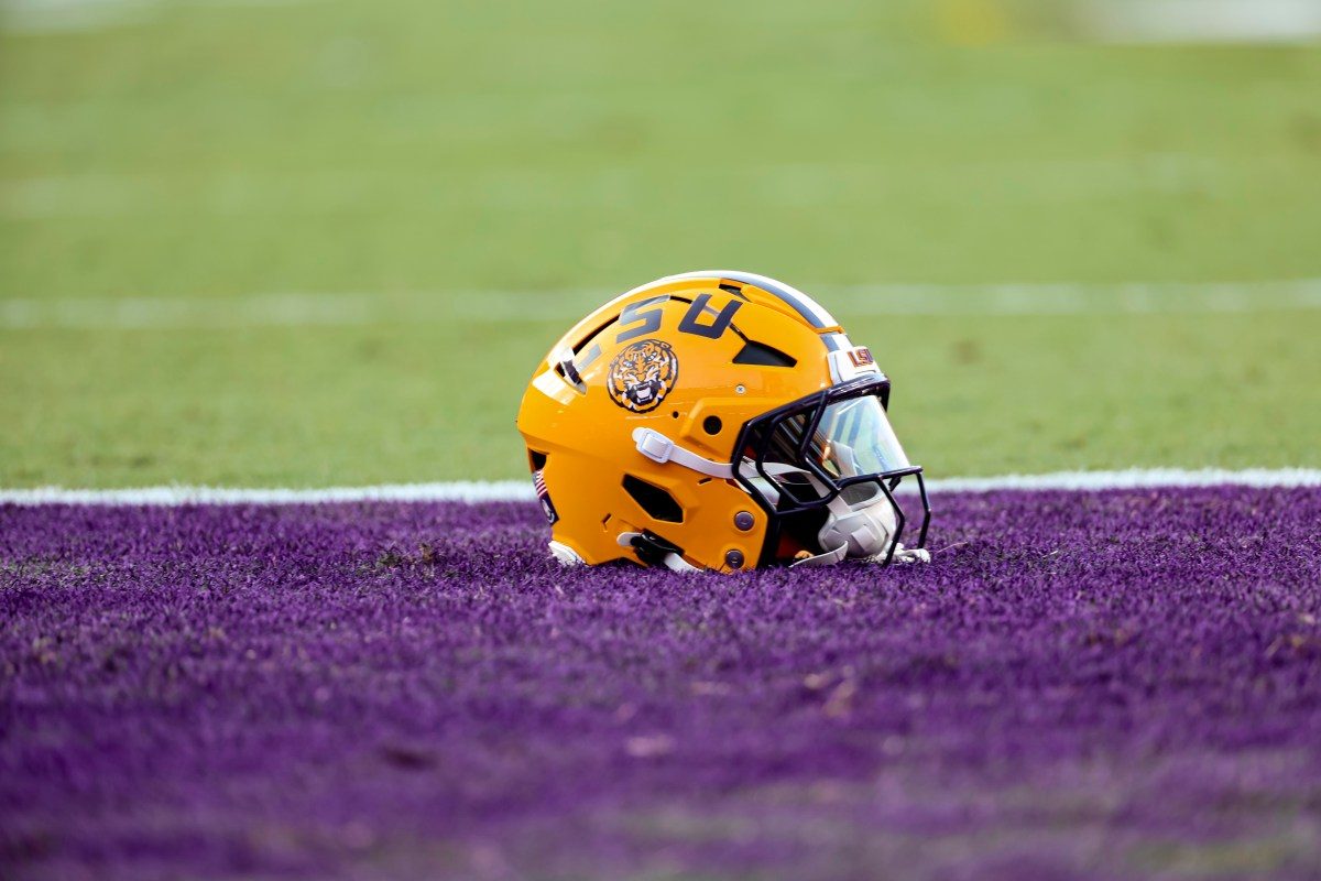 SEC Coach Has Hilarious Comparison for LSU Controversy