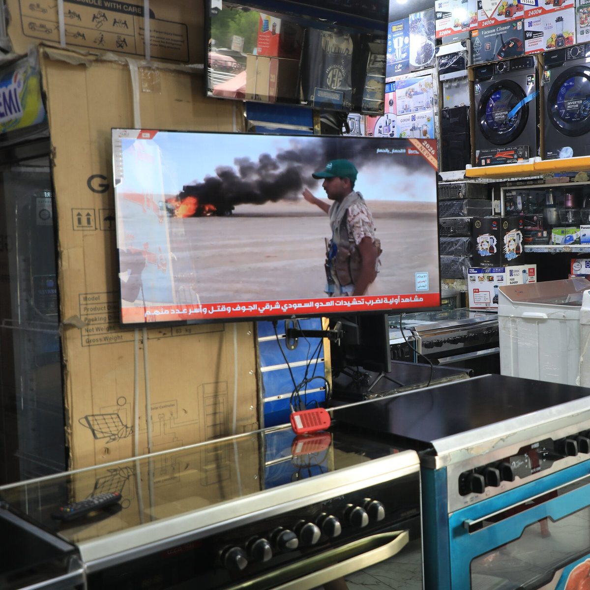 Yemen Tilts Toward Full-Scale War as Saudi-Houthi Clashes Escalate