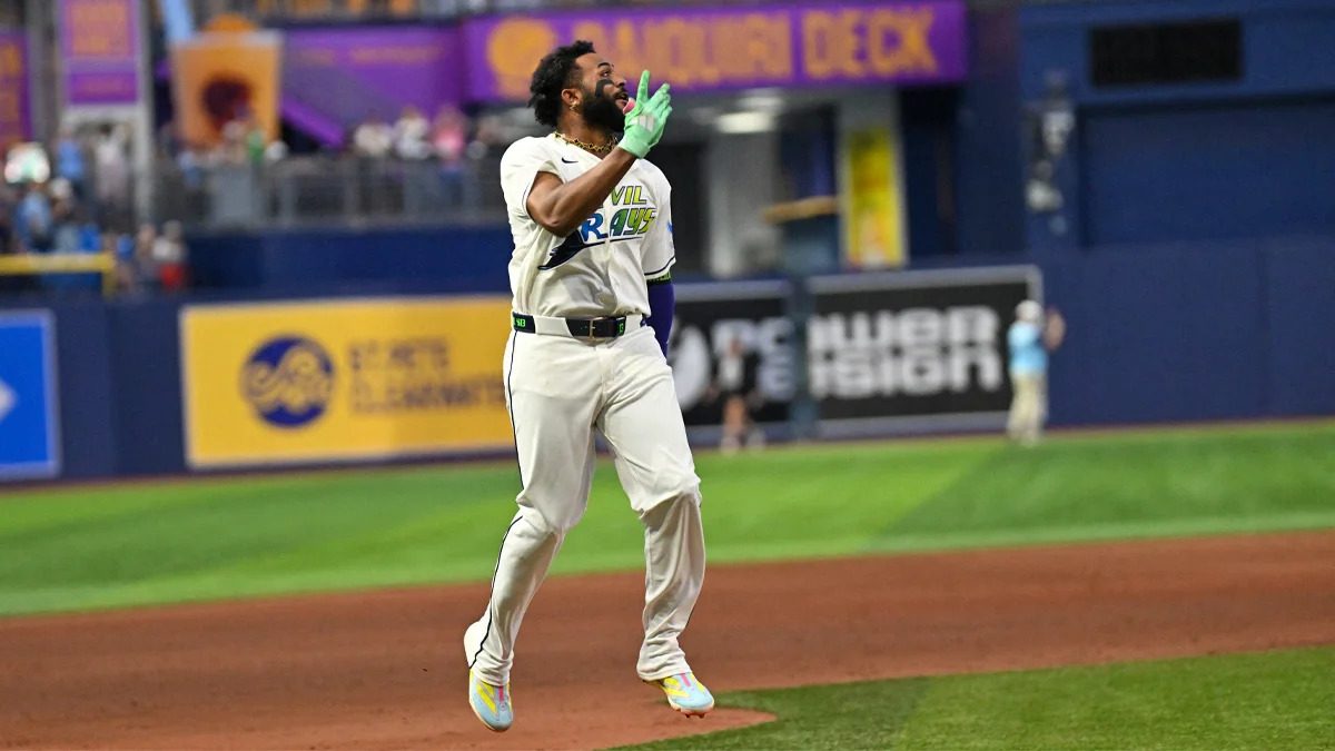 Rays news: What Junior Caminero said after walking off Astros with 2-run bomb