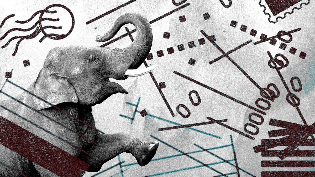 Trump's midterm mess collides with a courtroom time crunch