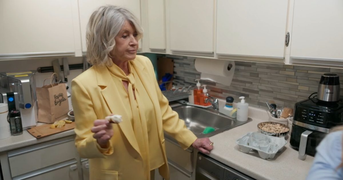 RHONY Lets Martha Stewart Cook
