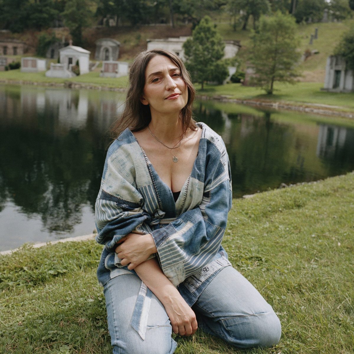 Sara Bareilles Confronted Grief, and Found Herself