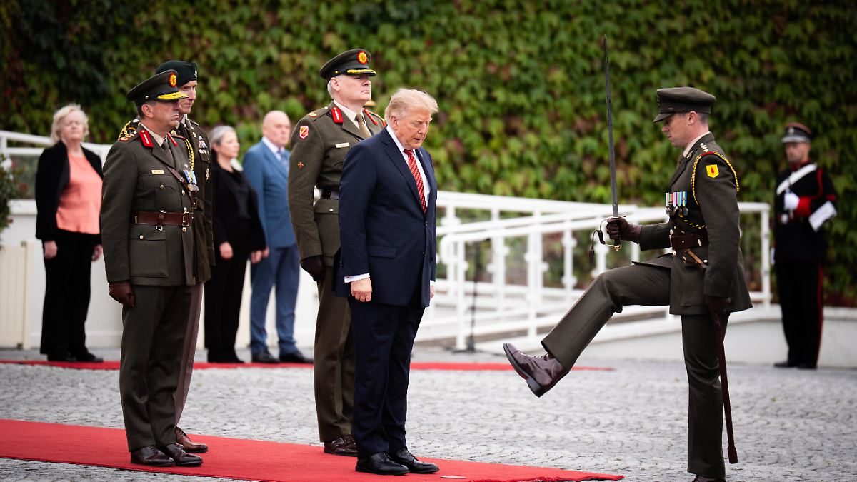 "Ziemlich coole Sache": Trump sorgt mit Aussage in Irland für große Aufregung