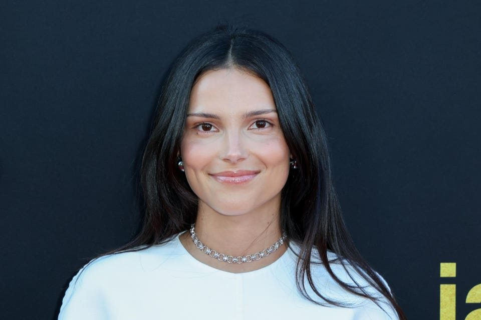 ‘SNL’ Schedules ‘Obsession’ Star Inde Navarrette To Host Halloween Episode