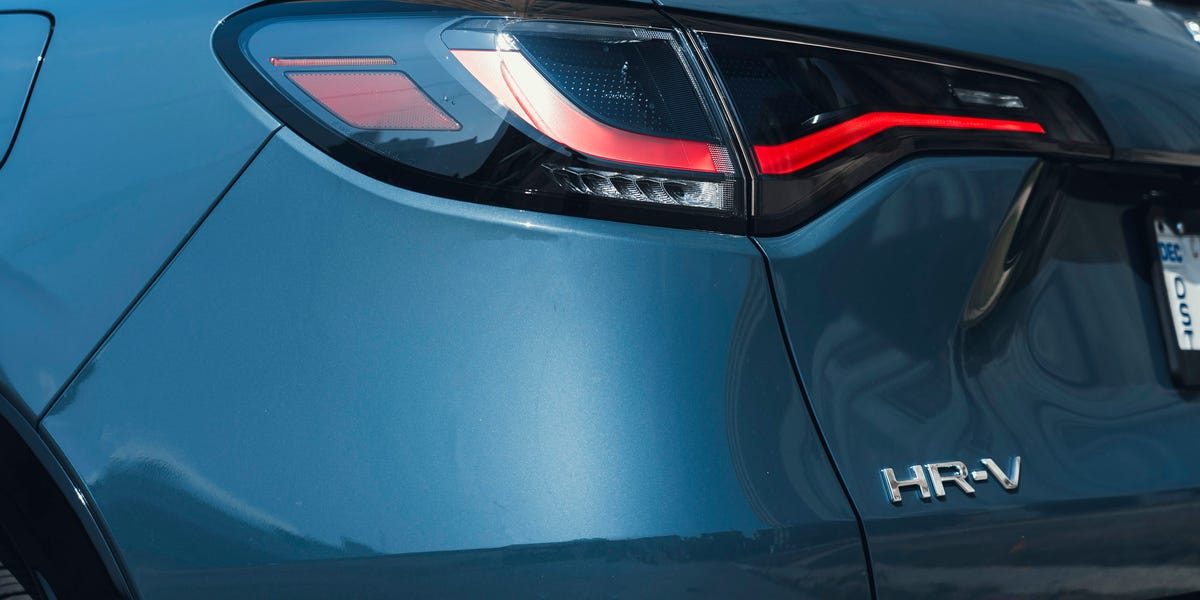 View Exterior Photos of the 2026 Honda HR-V EX-L