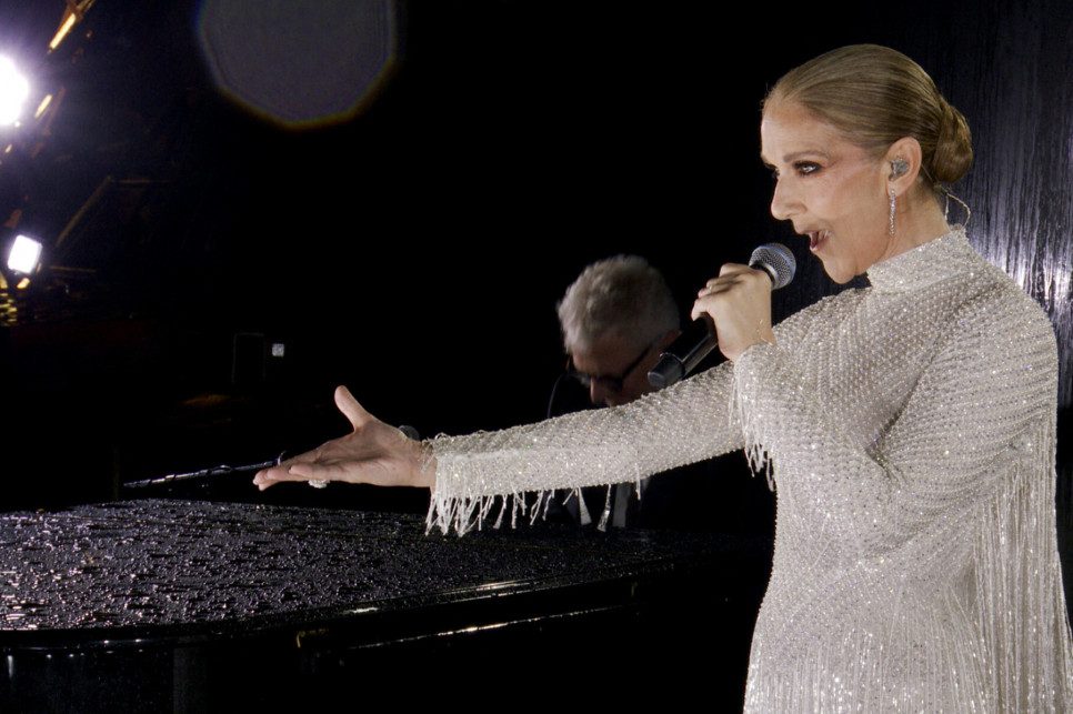 Wielki powrót Celine Dion już dziś. W Paryżu 10 tys. osób zaśpiewało jej piosenki