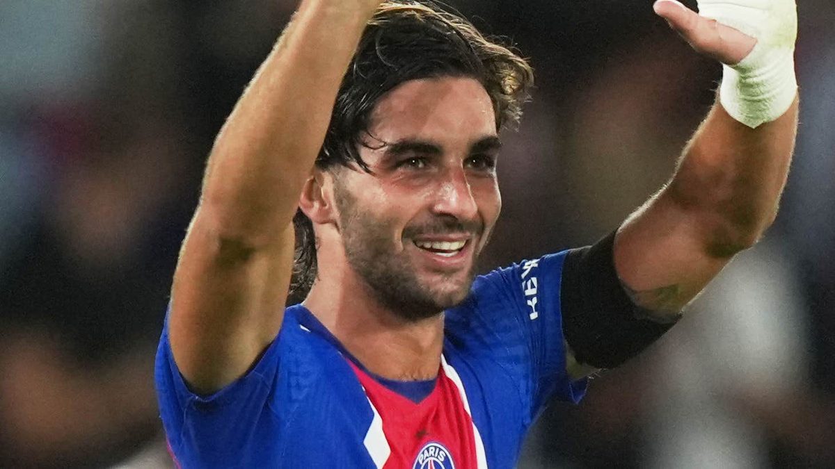 Hattrick av Ferran Torres i PSG:s överkörning