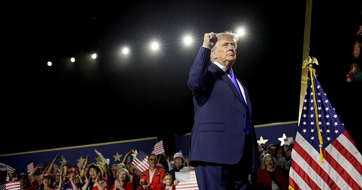 Trump se pone en la papeleta para salvar la mayoría republicana en noviembre