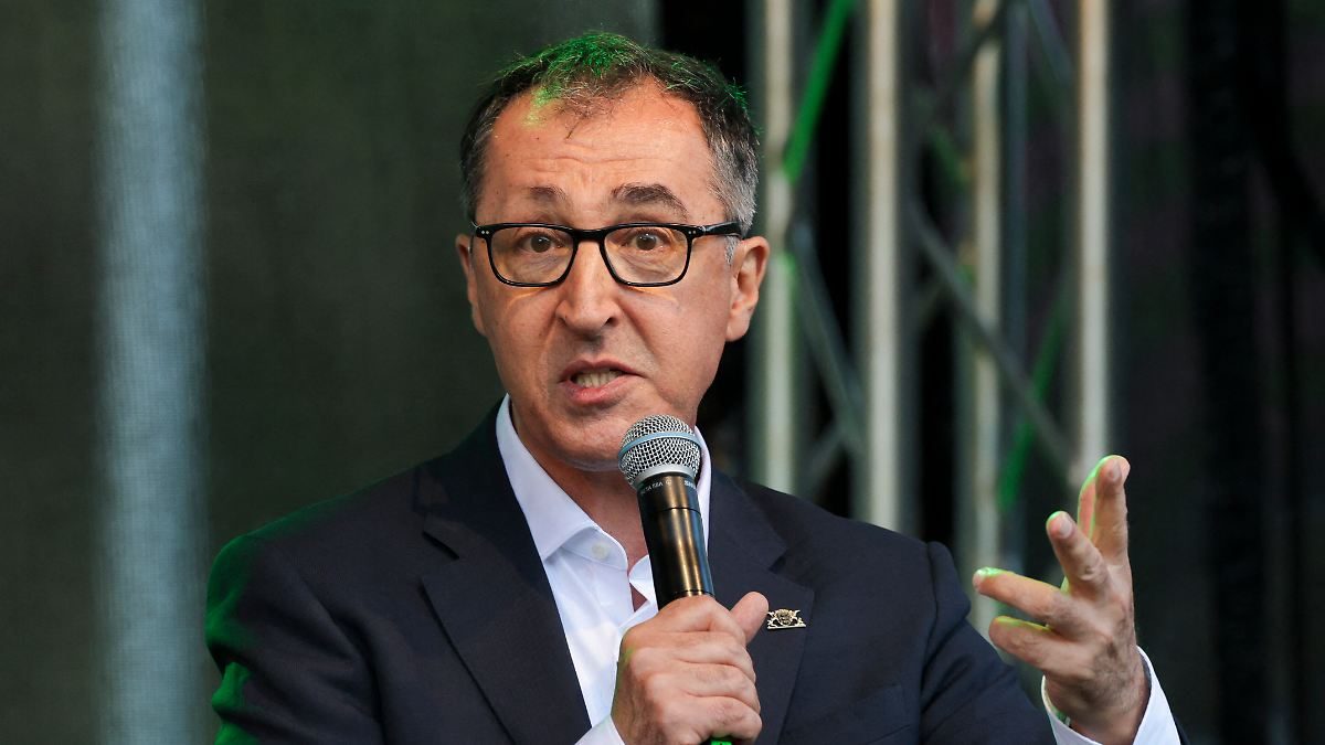 Aufruf an CDU, SPD und Grüne: Özdemir fordert nach AfD-Wahlsieg Politik der Disruption