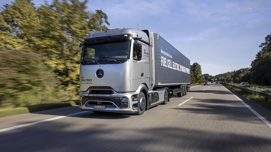 Nutzfahrzeughersteller: Daimler Truck investiert groß in Wasserstoff-Lkw