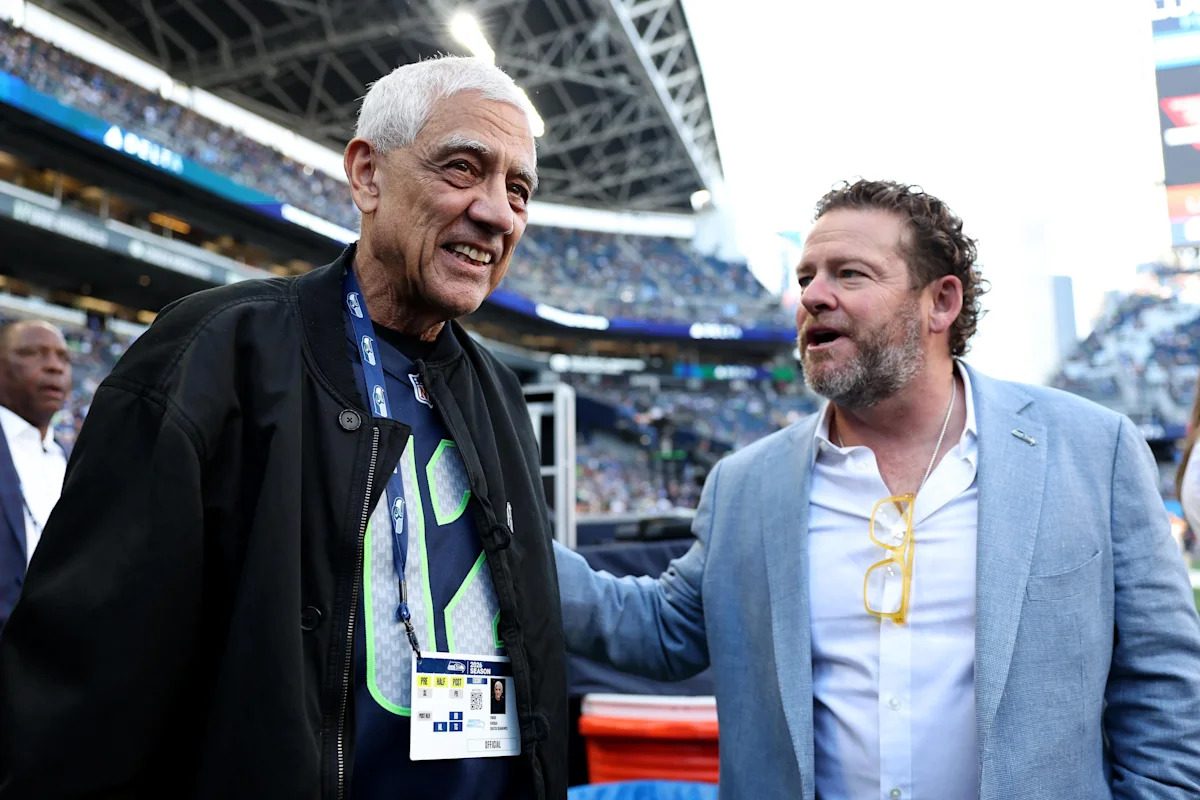 Vinod Khosla has priceless reaction to first win as Seahawks owner