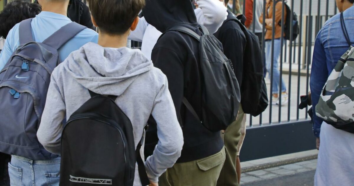 Scuola, Lazio maglia nera per l’agibilità: solo il 12,7% degli edifici ha il certificato. Protesta Pd davanti alla Regi…