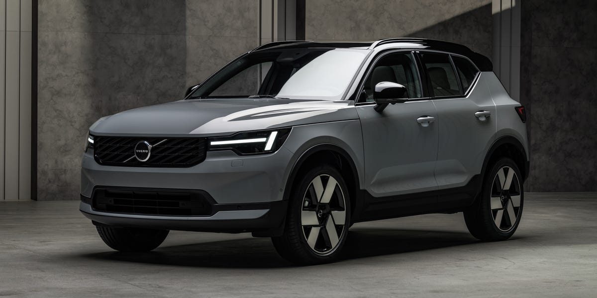 The Volvo XC40 Gains a Fresh Look As EV Sales Climb Slower Than Expected