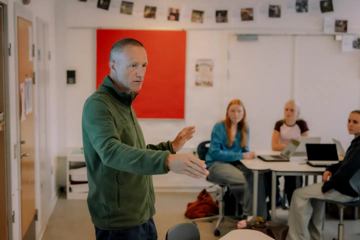 Seks ud af ti elever i 9. klasse snyder med AI. Læreren fra Nordsjælland så det ramme skolen som en »tsunami«