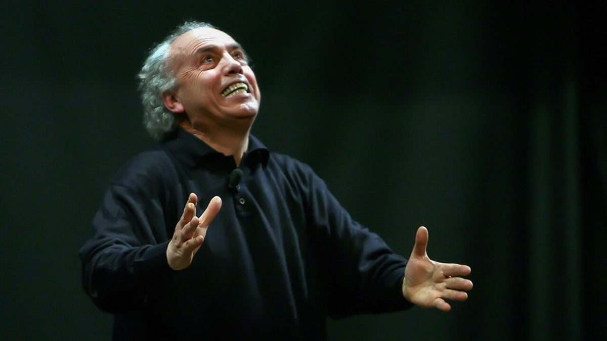 Mario Pirovano porta a teatro due spettacoli di Dario Fo su San Francesco