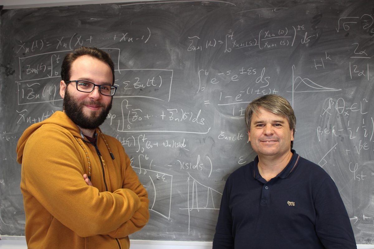 Un año de trabajo de dos matemáticos españoles frente a 88 horas y 15 millones de OpenAI: “Sin nuestra idea, la IA no l…
