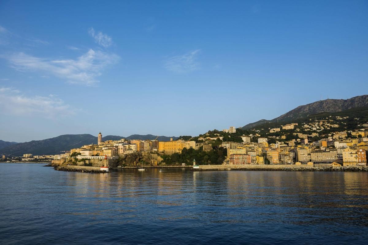Mauvignier face à Ferrari, Adèle Yon, Laird Hunt… le festival Libri Mondi fête ses 10 ans à Bastia