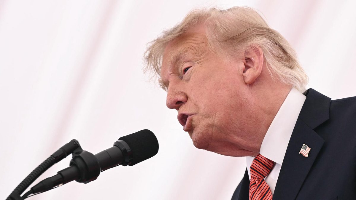 En Irlande, Donald Trump prend à nouveau tout le monde de court en évoquant ce sujet sensible