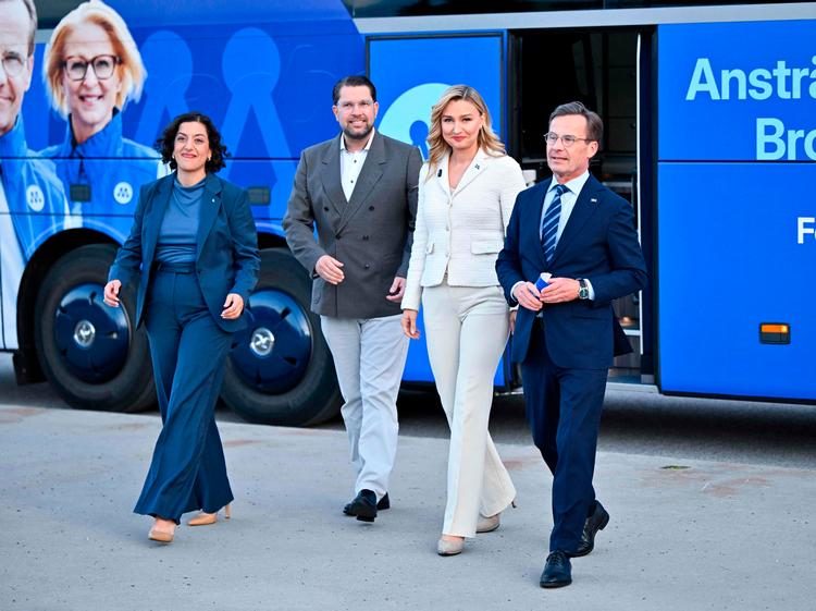 Svensk valggyser: Før var han ugleset, nu er Jimmie Åkesson på vej helt ind i hjertet af svensk politik