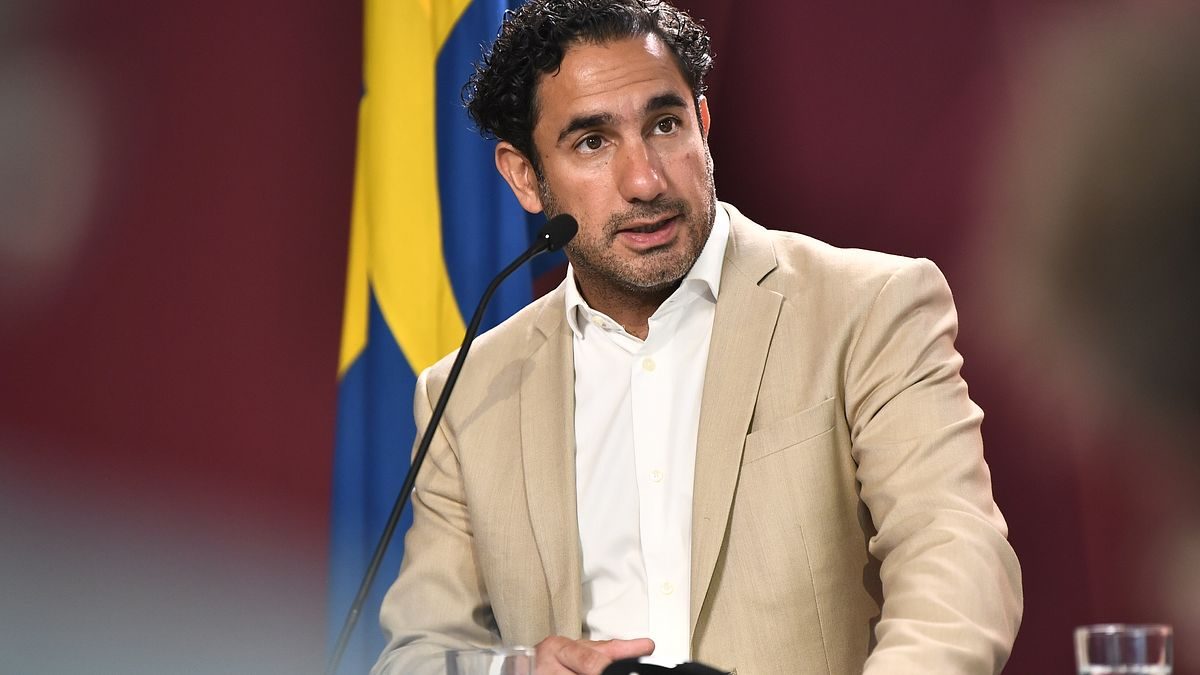 Shekarabi: ”Ett svek mot de unga”