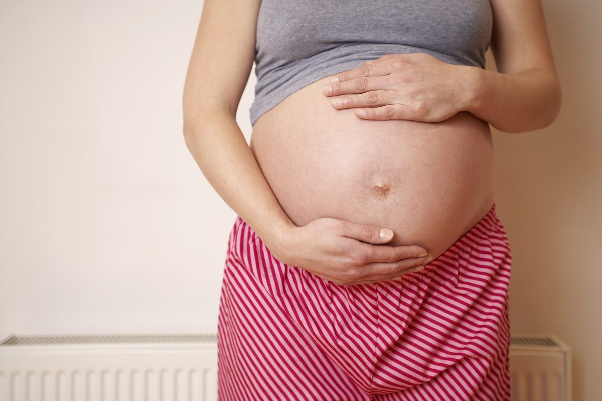 Eén op de acht vrouwen rookt of vapet vlak vóór de zwangerschap