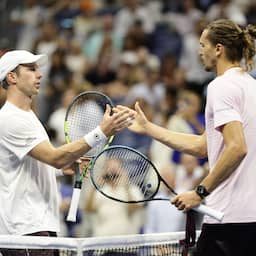 Van de Zandschulp buigt in kwartfinales US Open voor titelfavoriet Zverev