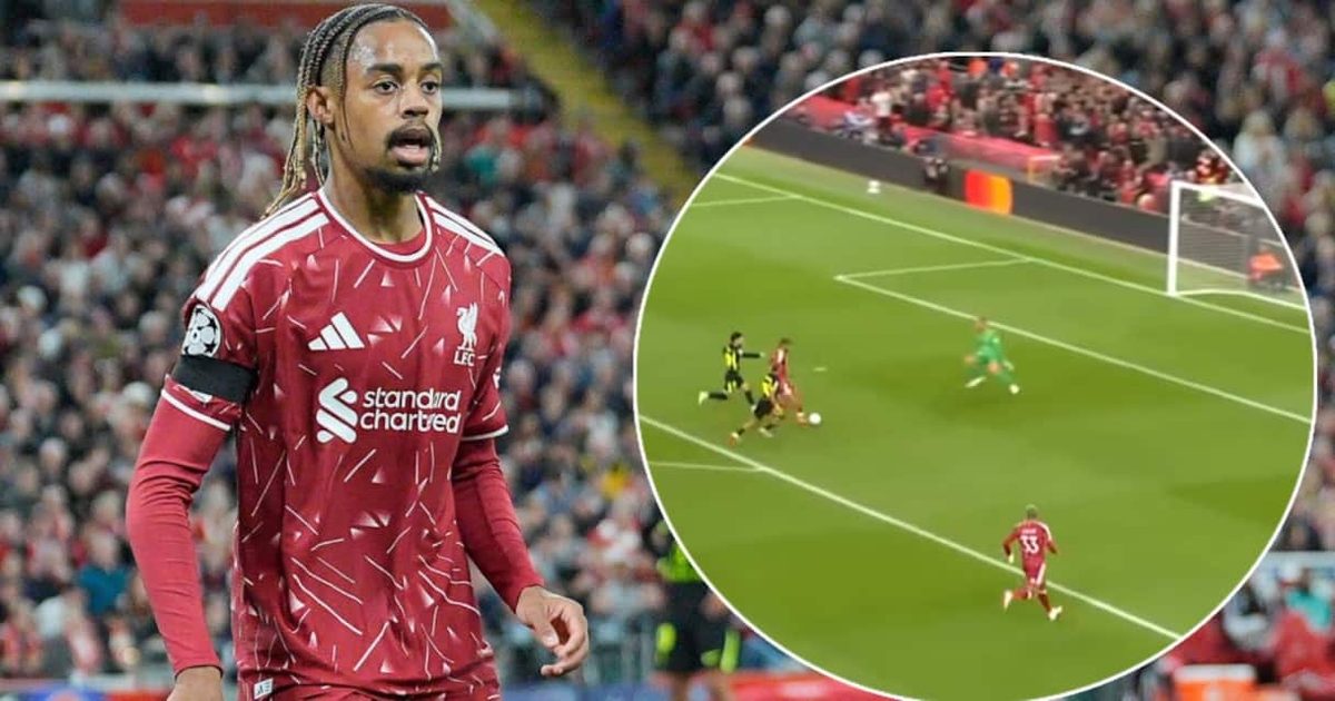 Barcola, il clamoroso errore in Liverpool-Atletico tutto solo contro il portiere. VIDEO