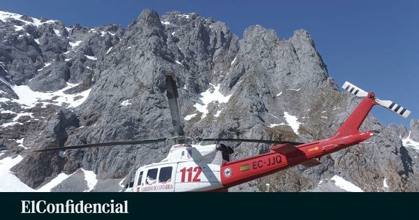 Rescatan a tres montañeros que se desorientaron por la niebla en Cabrales (Asturias)