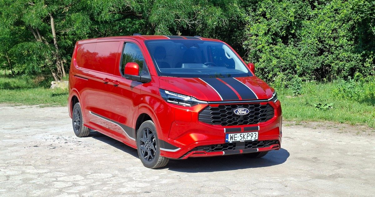 Ford Transit Custom PHEV zaskakuje oszczędnością. Czy hybryda może być alternatywą dla diesla?