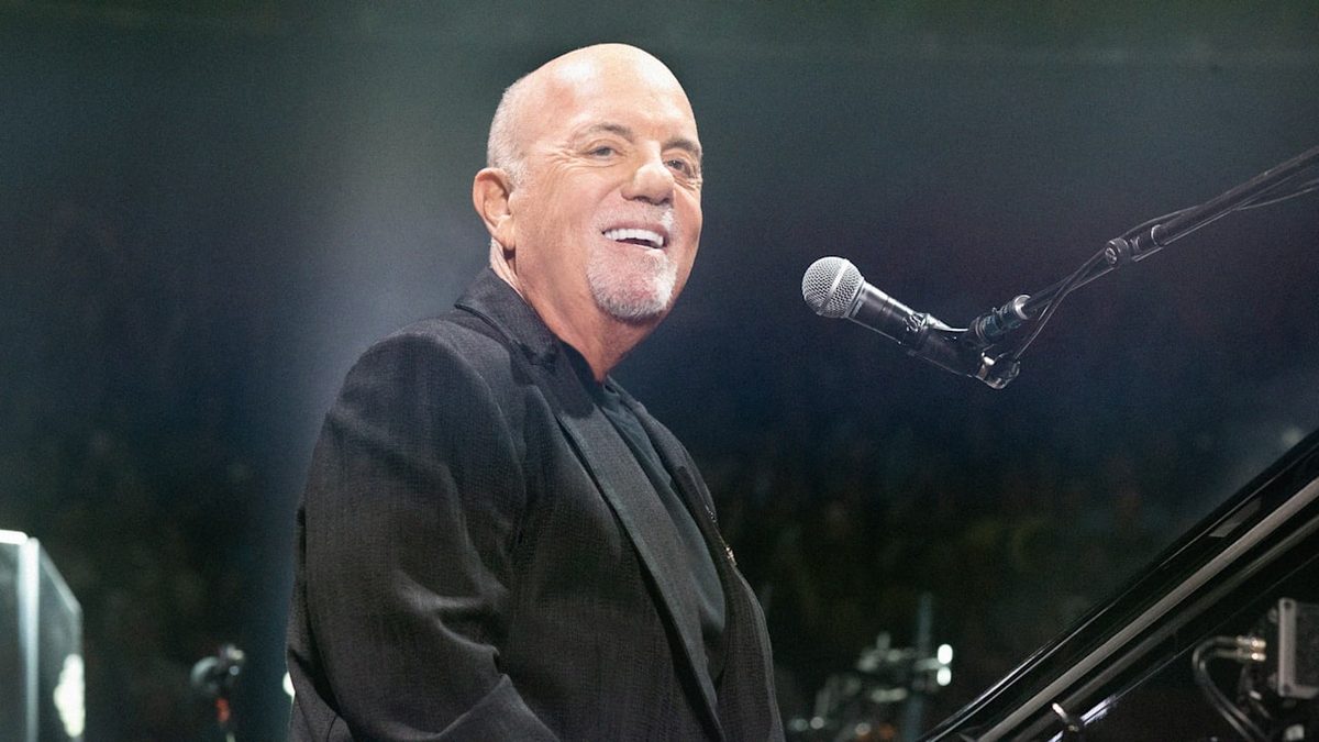 Kann der Piano Man je wieder spielen? - Gehirn-OP bei Billy Joel