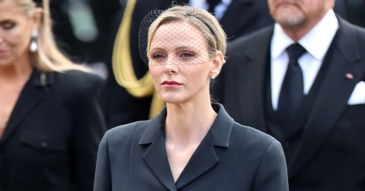 Mit Knicks vor Ingrid Alexandra sorgt Charlène von Monaco für Aufsehen