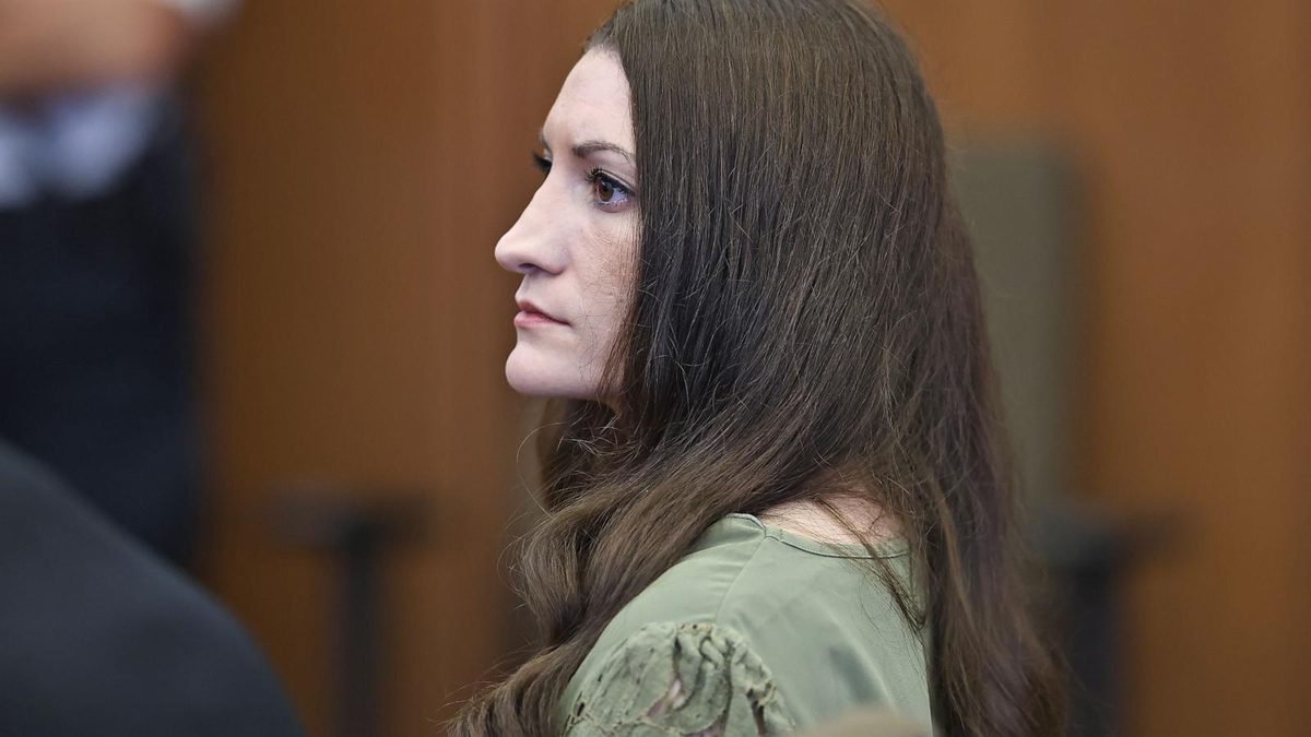 A single juror may prevent a verdict in the Lindsay Clancy trial as deliberations resume