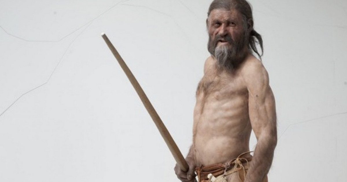 “I suoi tatuaggi potrebbero essere medici”: Ötzi ha ora un “gemello”, realizzata una “copia” digitale con 1.294 foto pe…