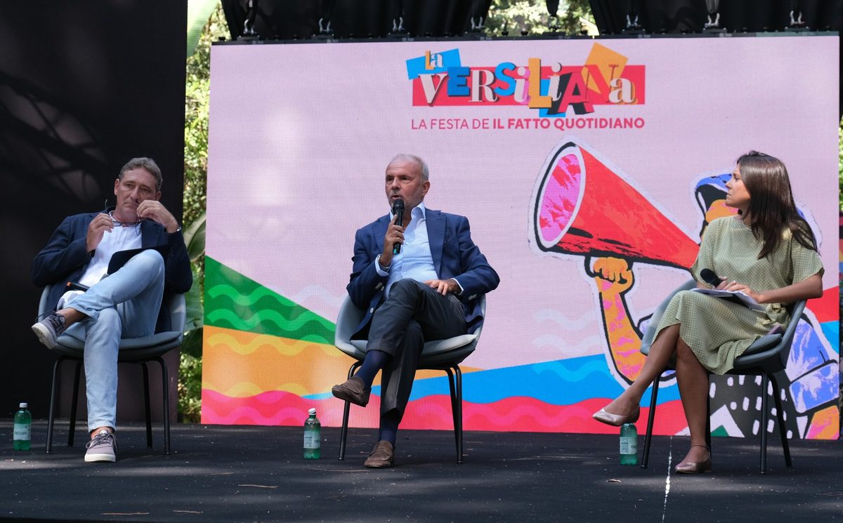 Schillaci alla Festa del Fatto: “Soldi in armi e non per la salute? Togliere la sanità dal computo del debito”. E su Co…