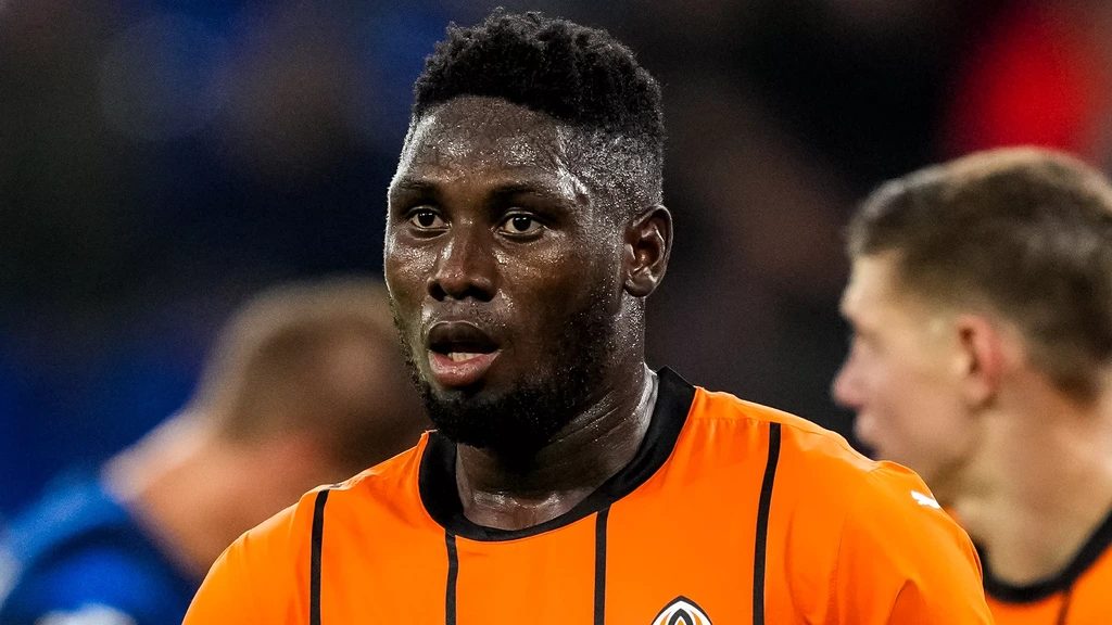 Oekraïne heeft oud-Ajacied Traoré veranderd: 'Zie waarde van vrede en liefde meer in'