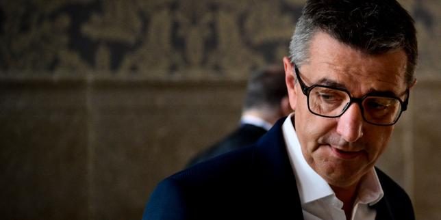 Affaire de la « sextape » à Saint-Etienne : l’ancien maire Gaël Perdriau condamné à cinq ans de prison et dix ans d’iné…