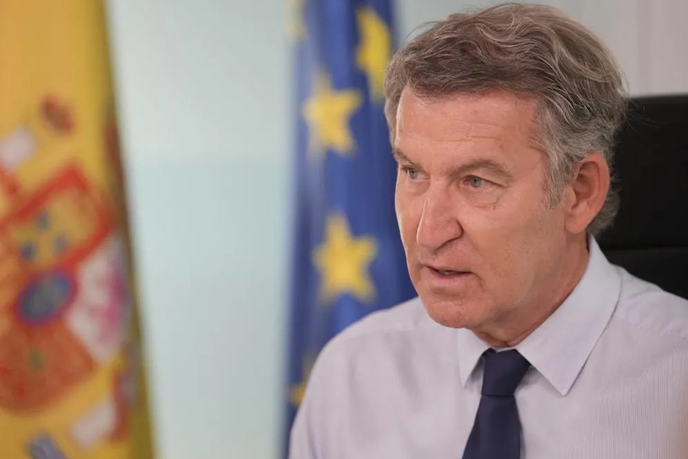 Feijóo pide "coordinación" a la cúpula del PP tras la desclasificación de los avisos de Ceuta: "Los tenemos donde quere…