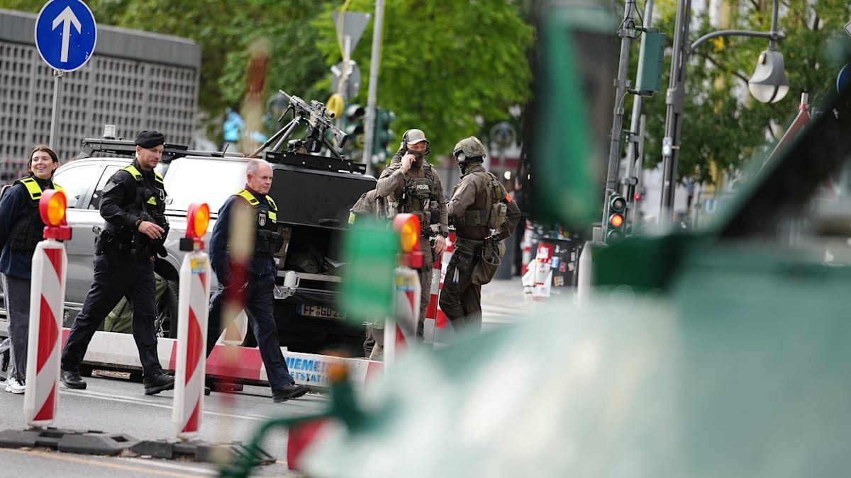 Vor Scheich-Besuch - Obdachlosencamp im Berliner Regierungsviertel geräumt