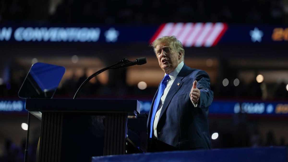 Trump makes a familiar promise: checks for everyone