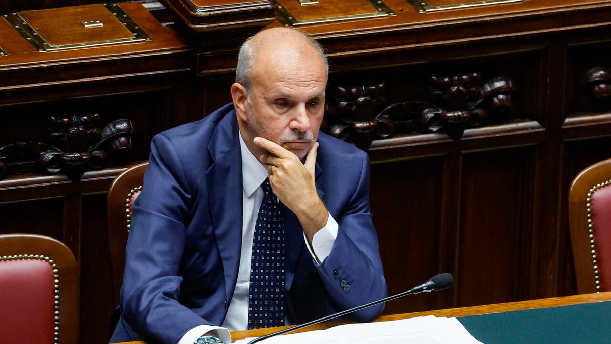 Schillaci, 'la Salute andrebbe tolta dal computo del debito italiano'