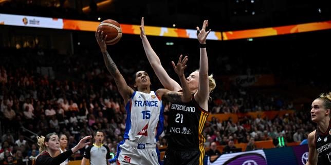 Coupe du monde féminine de basket : « en mission », la France poursuit son sans-faute et se hisse en finale mondiale