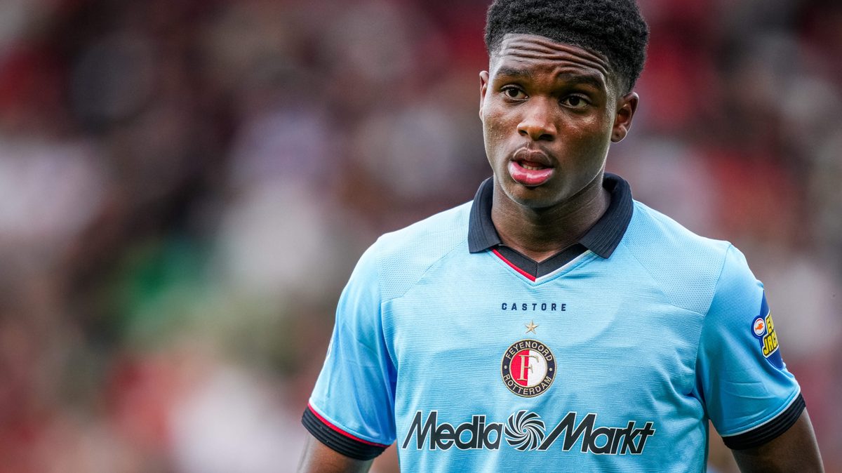 Feyenoord -19 boekt dankzij toptalenten Jerayno Schaken en Jivayno Zinhagel geweldige zege op bezoek bij FC Barcelona i…